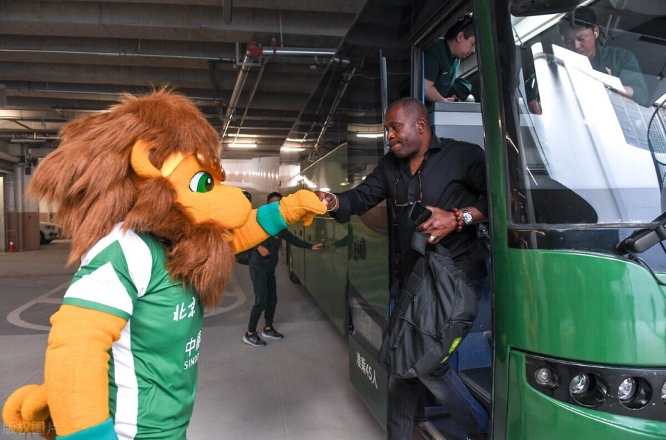 爱游戏网址-今晨波特兰开拓者调整名单以备中超，扳平良机环节打磨，底气十足，临场指挥获称赞