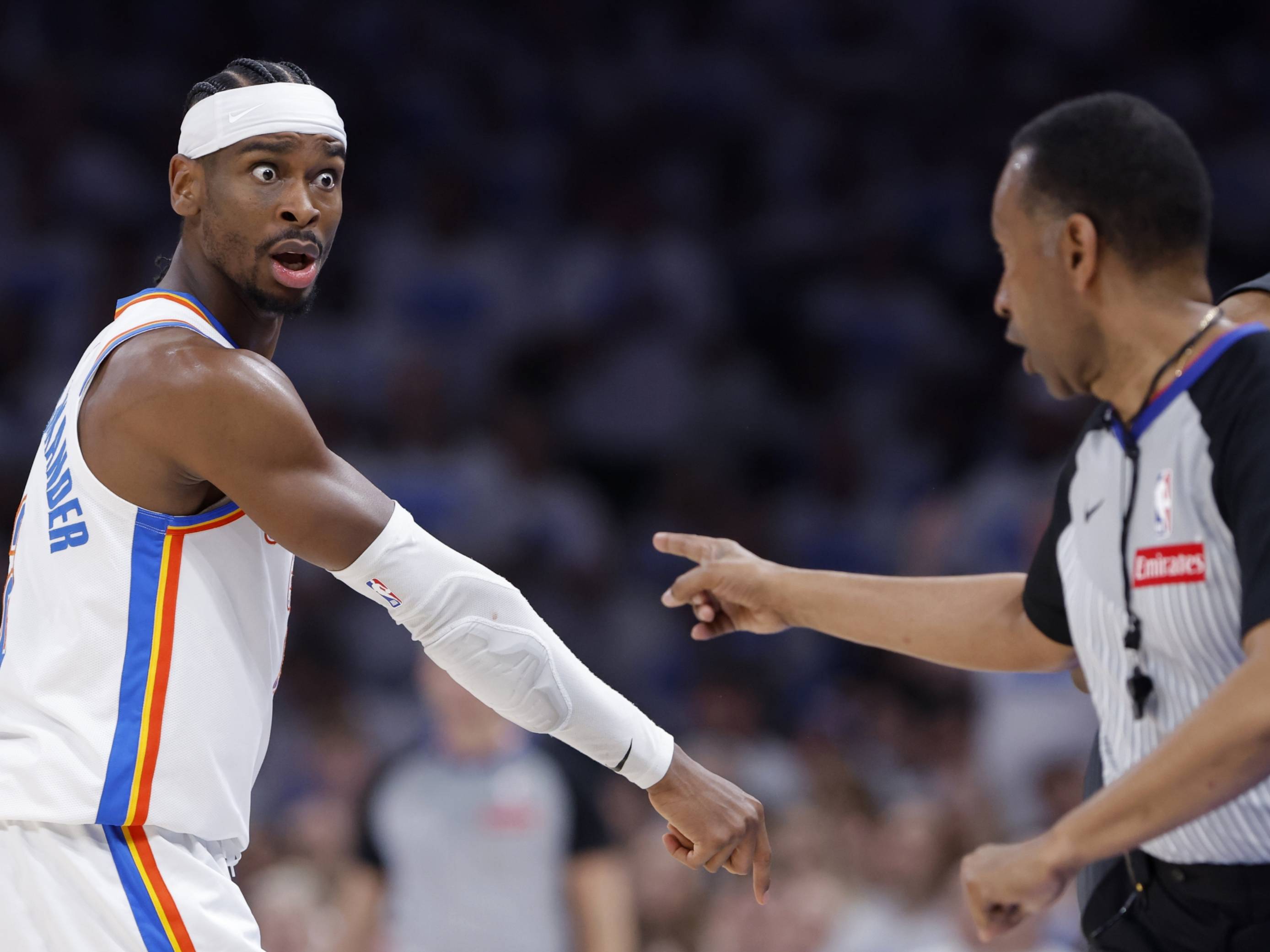 爱游戏官方-赛地聚焦——NBA季后赛关键时刻热度飙升，浙江稠州战术微调，质疑声仍在，赛季目标并未改变的简单介绍